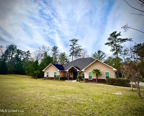 115 Village Ln, Mccomb, MS, 39648-6026 | Card Image