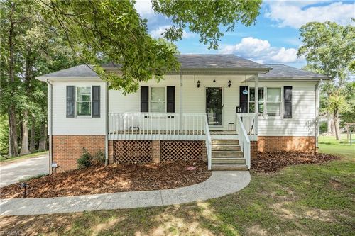 117 Trollinger St, Randleman, NC, 27317-1437 | Card Image