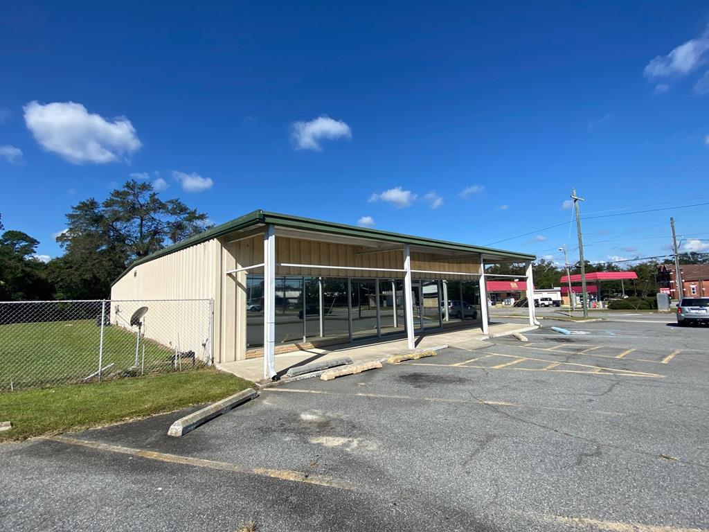 410 N Oak St, Valdosta, GA 31601