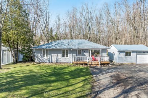 26832 Park Rd, Sutton West, ON, L0E1R0 | Card Image