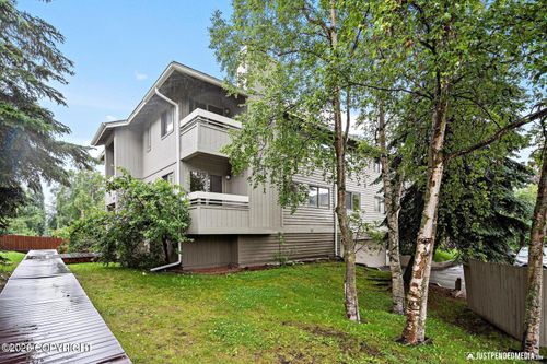 d201-4241 Folker St, Anchorage, AK, 99508-6323 | Card Image
