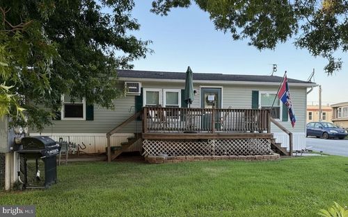 887 Aspen Ave, SPRING CITY, PA, 19475-1531 | Card Image