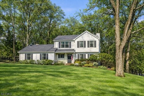 4 Woods Ave, Stanhope, NJ, 07874-2002 | Card Image