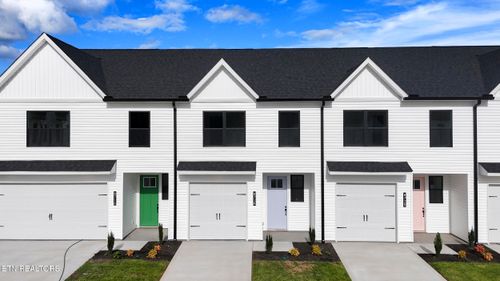 8718 Chapman Trace Way, Knoxville, TN, 37920-3346 | Card Image