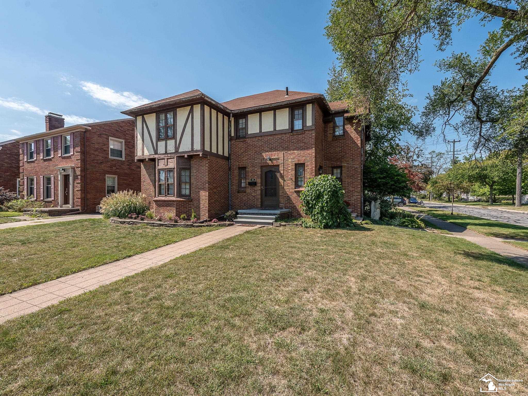 Hollywood Dr, Monroe, MI 48162