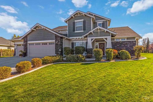 892 N Chastain Ln, Eagle, ID, 83616-6199 | Card Image