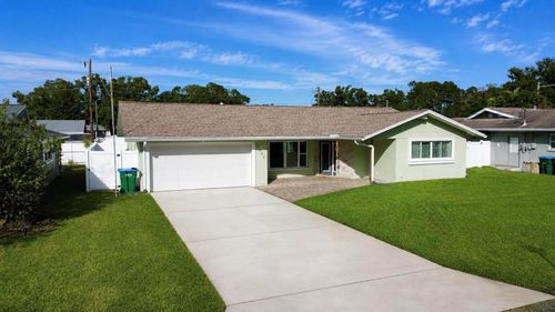 5669 45th Ave N, KENNETH CITY, FL, 33709-5315 | Card Image