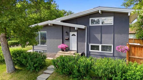 2516 63 Ave Sw, Calgary, AB, T3E5J5 | Card Image
