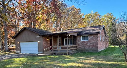 9750 Marshall Rd, Birch Run, MI, 48415-8501 | Card Image