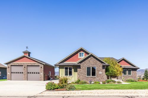 802 Spruce Way, Kamas, UT, 84036-1347 | Card Image