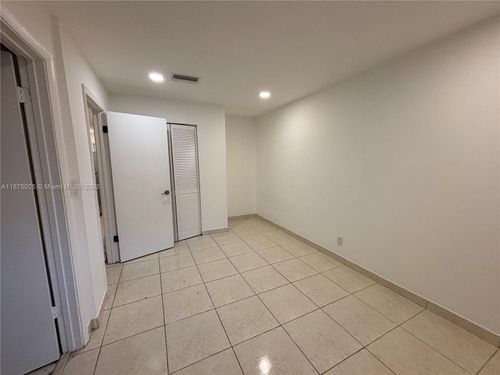 apt-9-2308 Jackson St, Hollywood, FL, 33020-4976 | Card Image