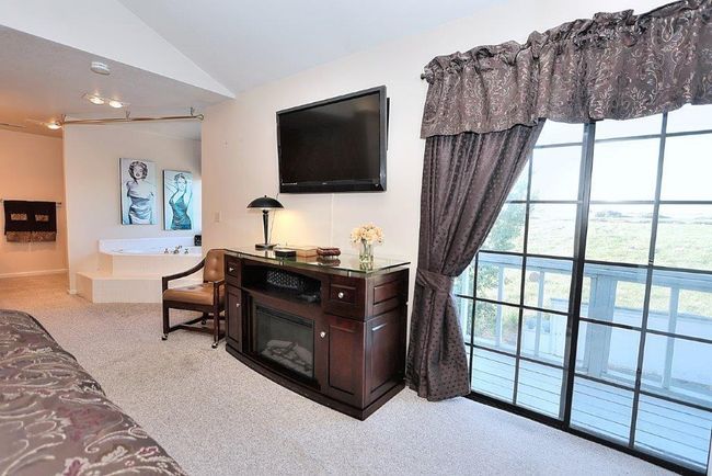 521 W Brannan Island Rd, House other with 4 bedrooms, 4 bathrooms and null parking in Isleton CA | Image 21