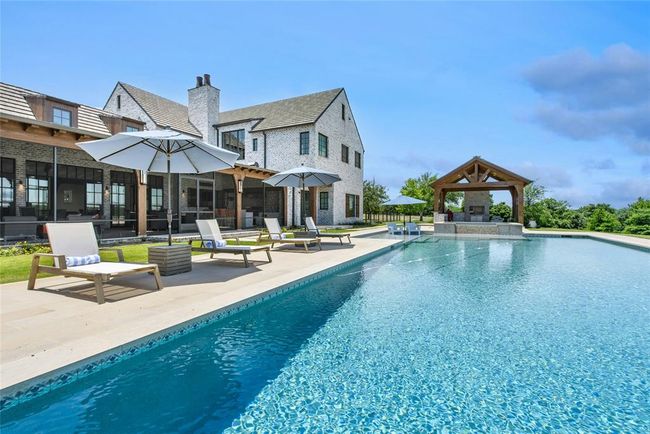 658 Fordtran Rd, Home with 6 bedrooms, 11 bathrooms and 6 parking in New Ulm TX | Image 34