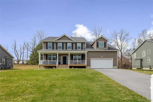 77 Kensington Ln, Poughkeepsie, NY, 12603-1225 | Card Image