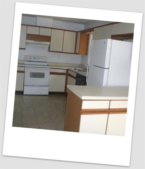 3813 Clubhouse Dr, Gainesville, GA, 30501-7624 | Card Image