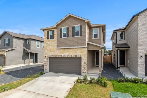 10643 W Military Dr, San Antonio, TX, 78251-1976 | Card Image