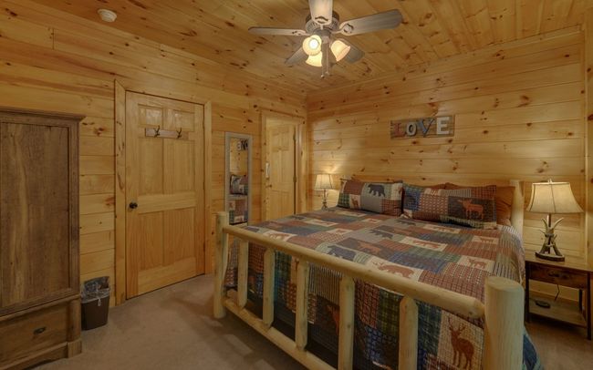890 Mountain Lake Cir, Home with 3 bedrooms, 3 bathrooms and null parking in Blue Ridge GA | Image 11