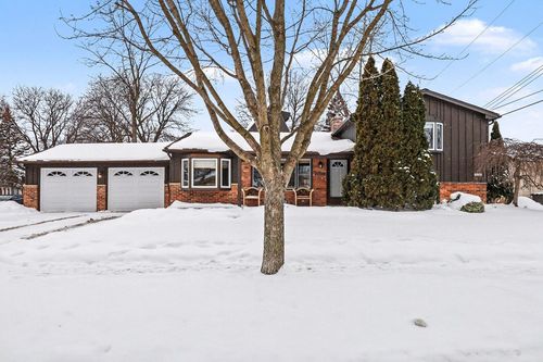 2205 Runnymede Blvd, Ann Arbor, MI, 48103-5035 | Card Image