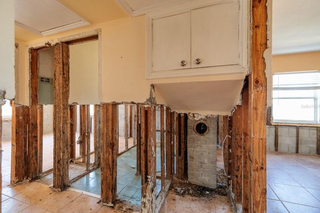 Hall | Image 9