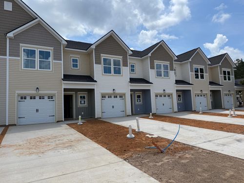 123 Kirkland St, Goose Creek, SC, 29445-3651 | Card Image