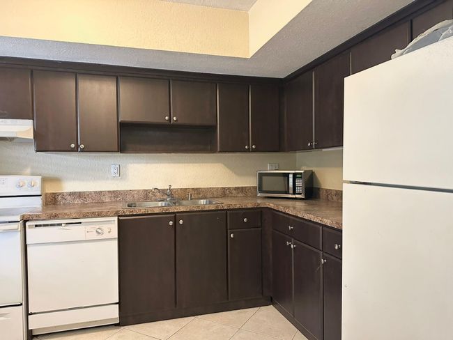 11690 - 11676 Nw 45 Th St, Home with 0 bedrooms, 0 bathrooms and 17 parking in Coral Springs FL | Image 22