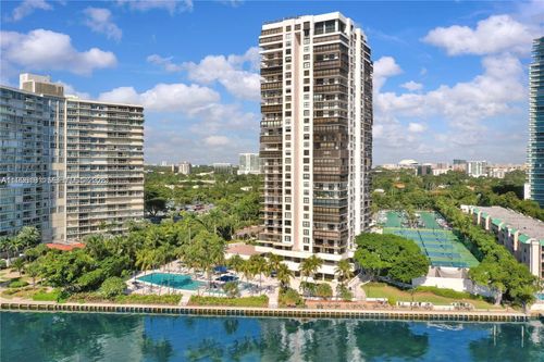 2504-2333 Brickell Ave, Miami, FL, 33129-2417 | Card Image