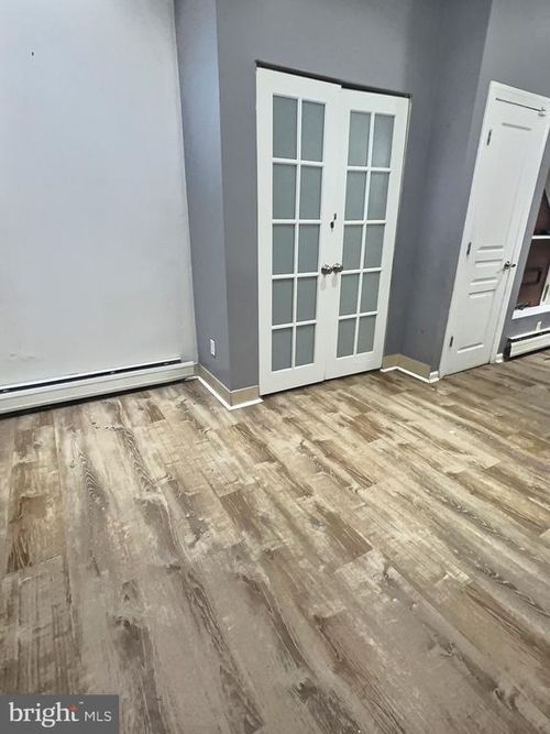 732 N 9th St, READING, PA, 19604-2524 | Card Image