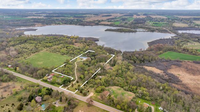 17430 Us Highway 12, House other with 2 bedrooms, 3 bathrooms and null parking in Cement City MI | Image 58
