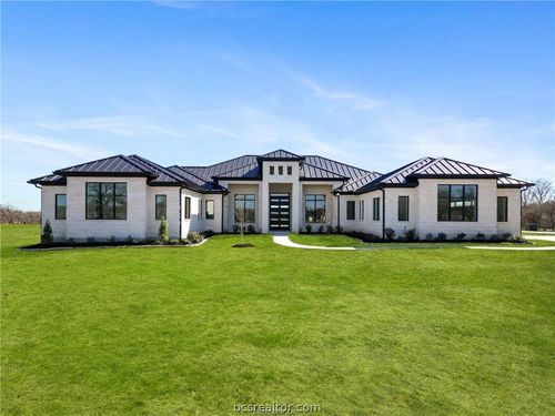 4558 Hicks Ln, College Station, TX, 77845-3068 | Card Image