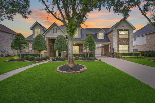 3342 Duke Ln, Friendswood, TX, 77546-2216 | Card Image