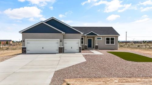562 N Bayview Dr, Pueblo West, CO, 81007 | Card Image