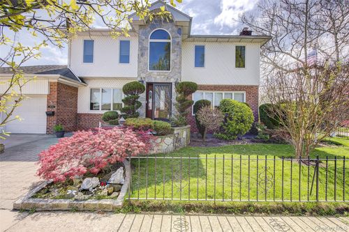 201-04 24th Rd, Bayside, NY, 11360 | Card Image