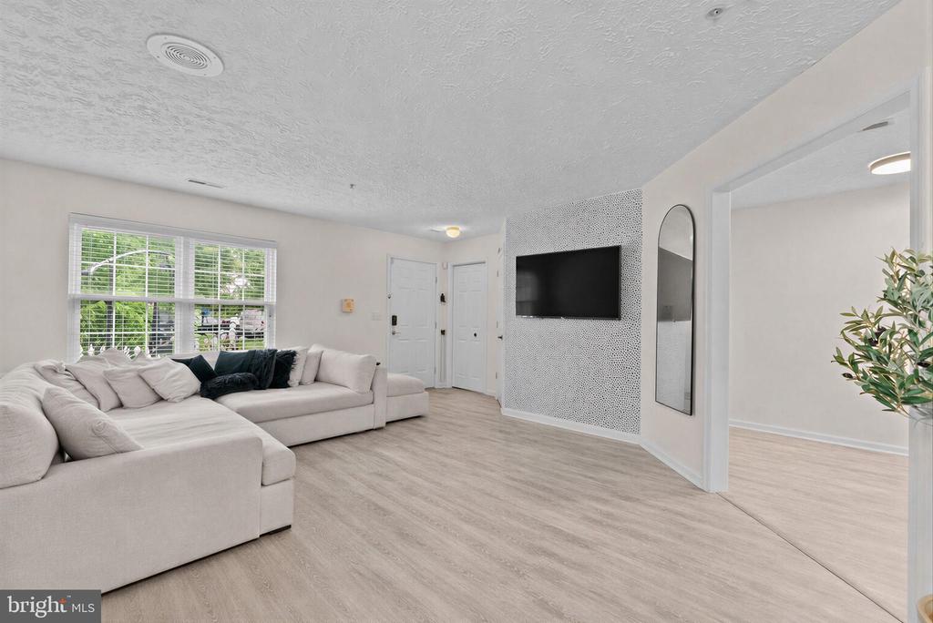 Residential in ANNAPOLIS 5