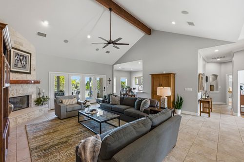 214 Trailmaster Cir, Driftwood, TX, 78619-4256 | Card Image