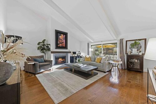 2-1115 Crestview Dr, San Carlos, CA, 94070-4236 | Card Image