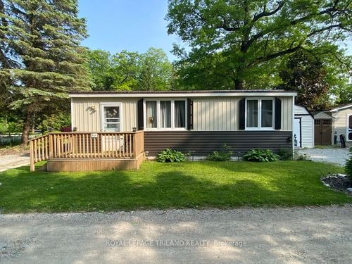 b23-9910 Northville Cres, Thedford, ON, N0M2N0 | Card Image