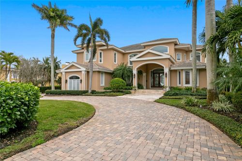 1737 Brightwaters Blvd Ne, ST PETERSBURG, FL, 33704-3815 | Card Image