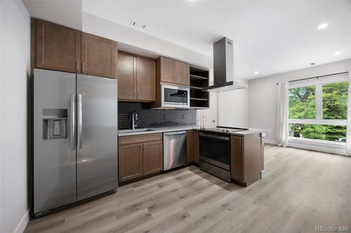 205-3600 W 29th Ave, Denver, CO, 80211-3602 | Card Image