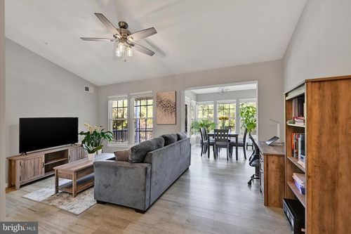 3-3137 Katewood Ct, BALTIMORE, MD, 21209-5223 | Card Image