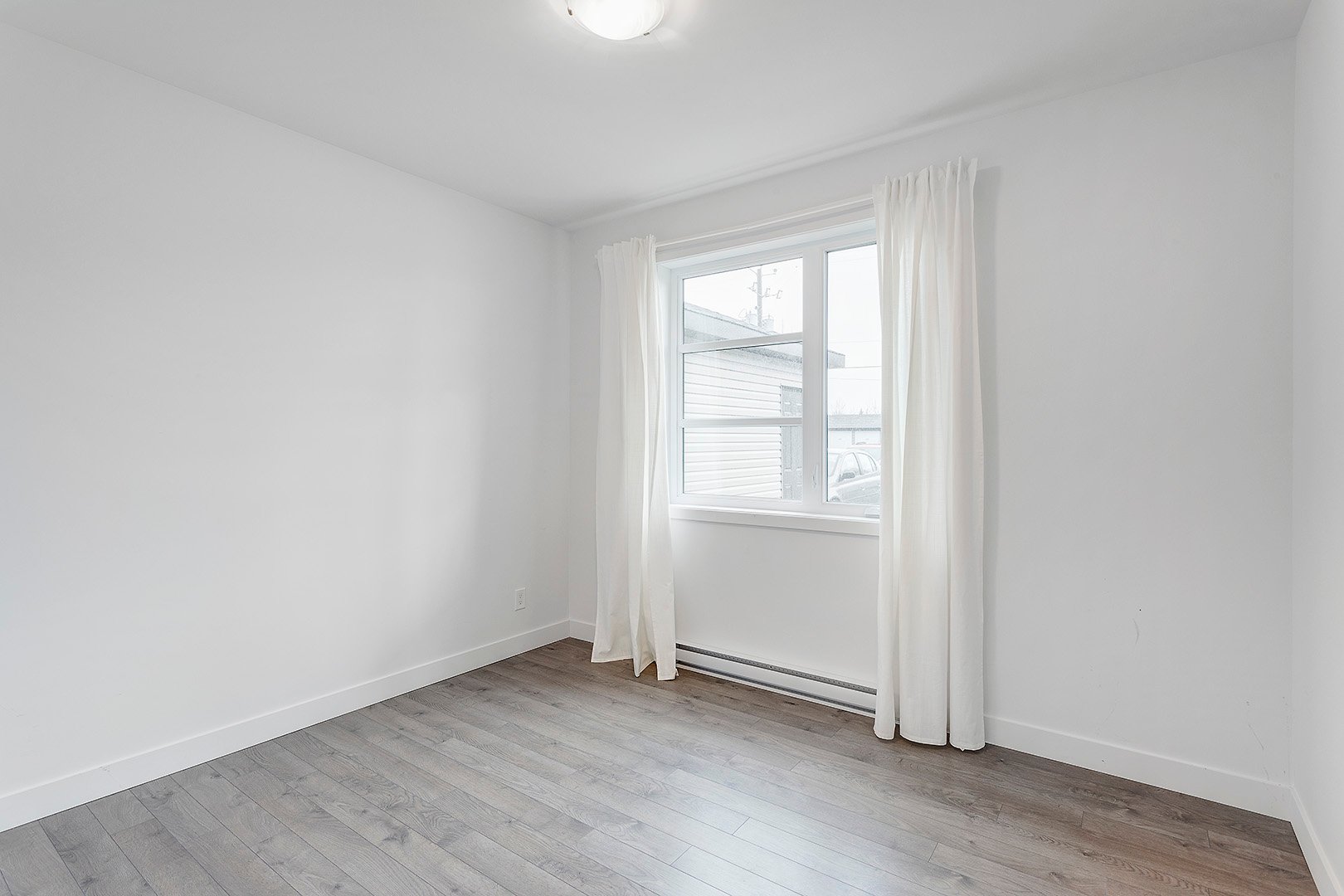 Residential Lease in Saint-Jean-sur-Richelieu 4