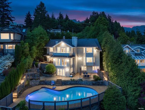 880 Younette Drive, West Vancouver, BC, V7T1S9 | Card Image