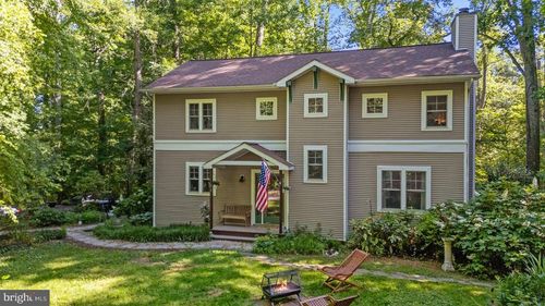 90 Park Ave, EDGEWATER, MD, 21037-1300 | Card Image