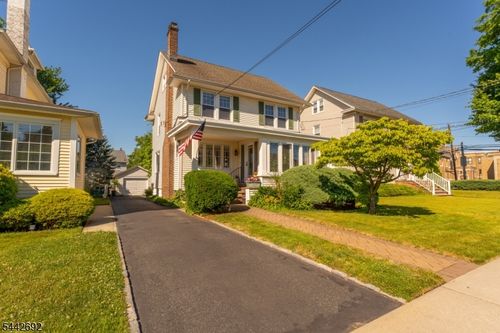 744 Wyoming Ave, Elizabeth, NJ, 07208-1563 | Card Image
