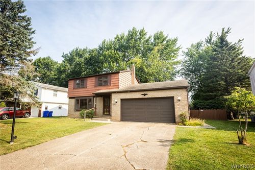 176 Rosewood Dr, West Seneca, NY, 14224-3574 | Card Image