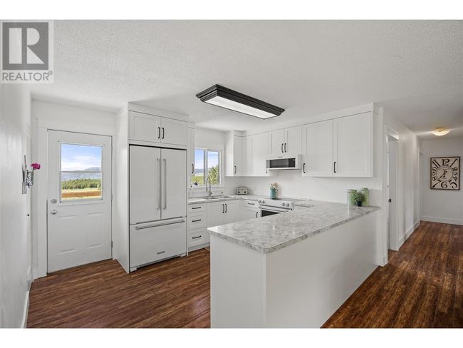 2029 Duck Range Rd, House other with 4 bedrooms, 2 bathrooms and 1 parking in Pritchard BC | Image 4