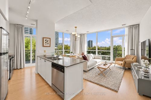 308-2230 Lake Shore Blvd W, Etobicoke, ON, M8V0B2 | Card Image