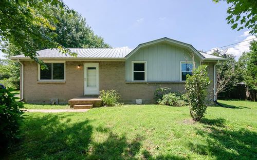 7109 Hall Ln, Fairview, TN, 37062-9243 | Card Image