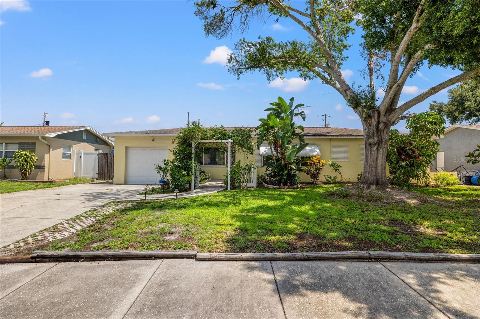 41st Ave, Saint Petersburg, FL 33709