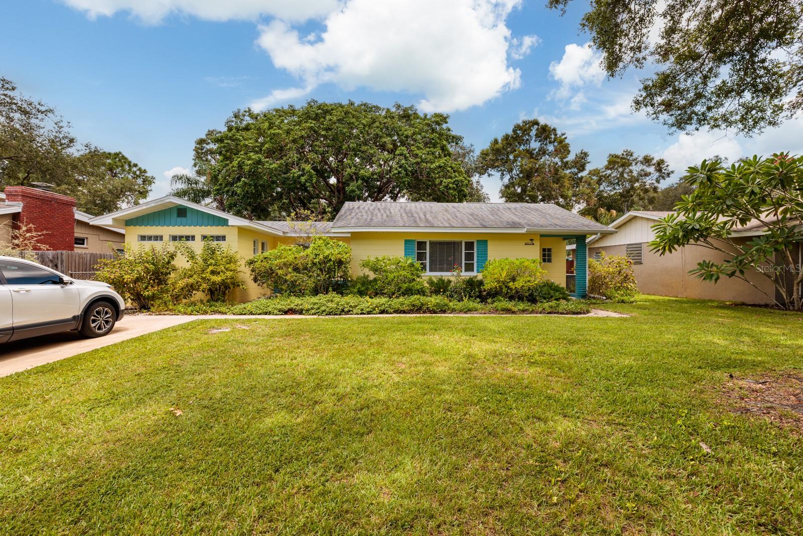 13th Ave, Gulfport, FL 33707