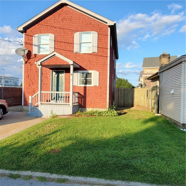 Thorpe Ave, Portsmouth, RI 02871